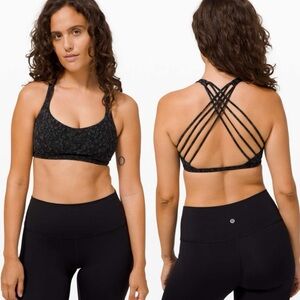 Lululemon Free To Be Bra size 14